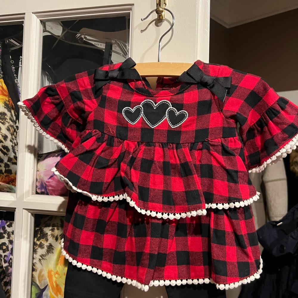 VALENTINE ❤️🖤Flannel Checked Dress w/🖤’s & Black Leggings for your little one